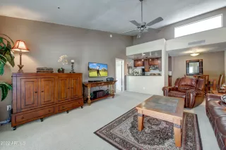 Photo #3: 6394705 Listing