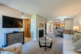 Photo #6: 6394773 Listing