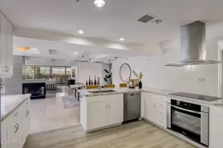 Photo #6: 6395128 Listing 