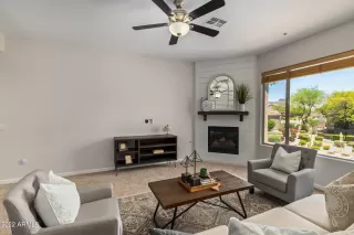 Photo #2: 6395275 Listing