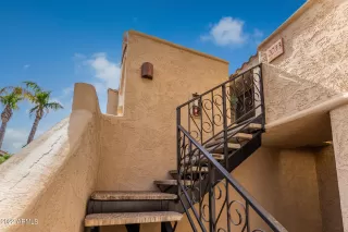 Photo #3: 6395340 Listing