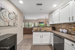 Photo #4: 6395393 Listing 