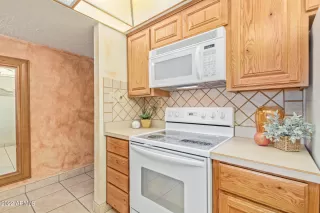 Photo #1: 6395404 Listing