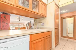 Photo #3: 6395404 Listing