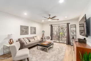 Photo #5: 6395518 Listing 