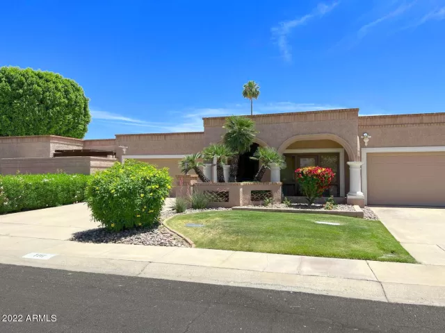 MLS: 6395539 Condo For Sale