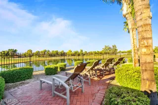 Photo #4: 6395539 Listing