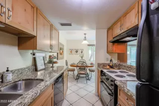 Photo #4: 6395797 Listing 