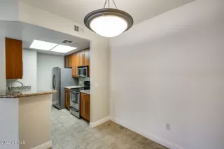 Photo #2: 6395995 Listing