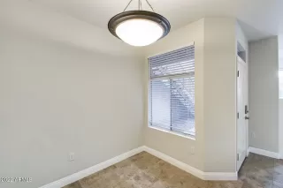 Photo #6: 6395995 Listing