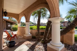 Photo #2: 6396081 Listing 