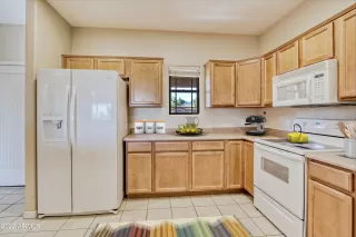 Photo #4: 6396318 Listing