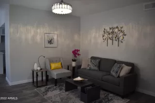 Photo #4: 6396319 Listing