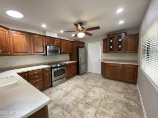 Photo #3: 6396392 Listing 