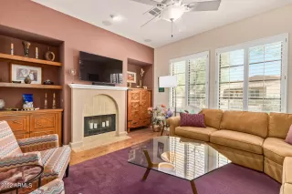 Photo #5: 6396425 Listing