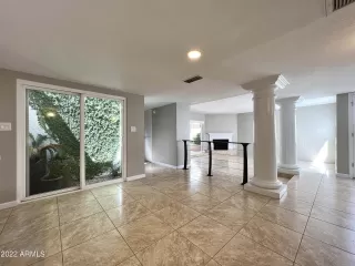 Photo #3: 6396502 Listing