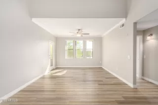 Photo #4: 6396607 Listing