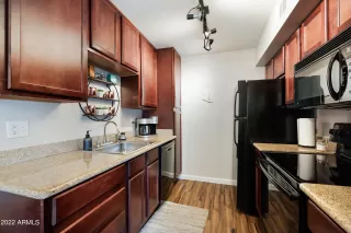 Photo #6: 6397044 Listing