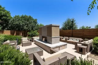 Photo #2: 6397196 Listing