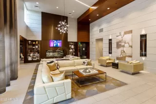 Photo #4: 6397196 Listing