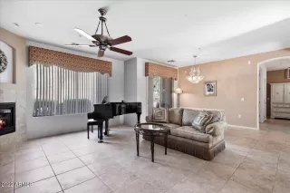 Photo #4: 6397495 Listing