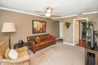 Photo #2: 6397704 Listing 