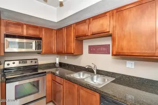 Photo #4: 6397704 Listing 