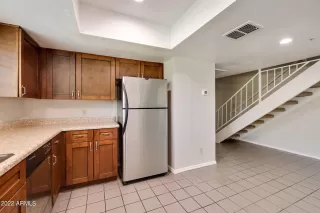 Photo #5: 6397997 Listing 