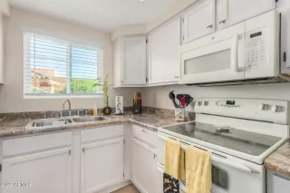 Photo #2: 6398017 Listing