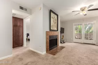 Photo #4: 6398104 Listing