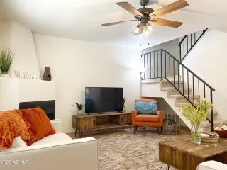 Photo #2: 6398215 Listing