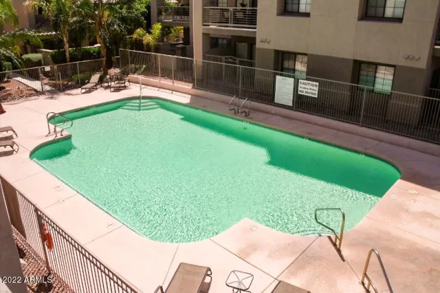 MLS: 6398258 Condo For Sale