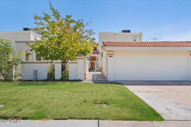 MLS: 6398270 Condo For Sale