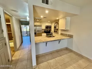 Photo #3: 6398538 Listing