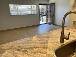Photo #4: 6398538 Listing