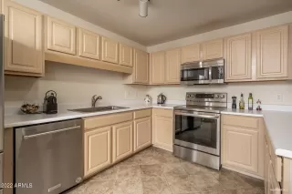 Photo #2: 6398803 Listing