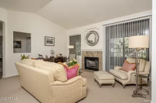 Photo #4: 6398803 Listing