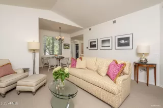 Photo #5: 6398803 Listing