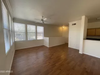 Photo #6: 6398811 Listing