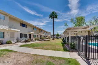 Photo #4: 6398824 Listing 