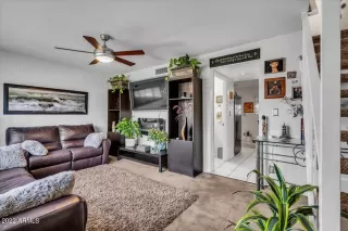 Photo #5: 6398824 Listing 