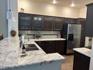 Photo #6: 6398826 Listing 