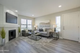 Photo #1: 6398982 Listing