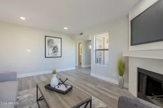 Photo #2: 6398982 Listing