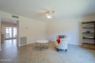 Photo #5: 6399013 Listing