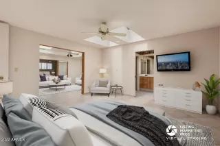 Photo #5: 6399199 Listing