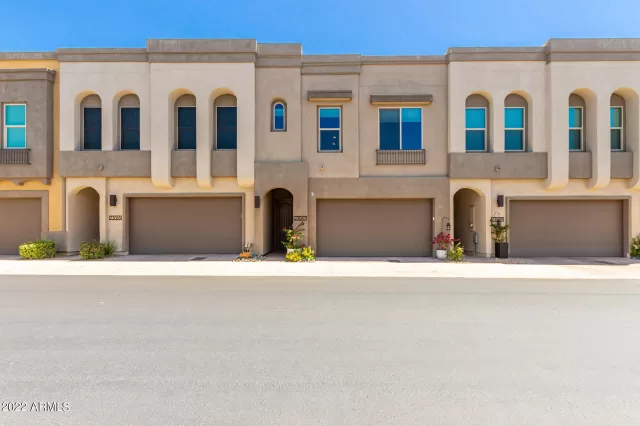 MLS: 6399235 Condo For Sale