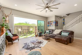 Photo #3: 6399235 Listing