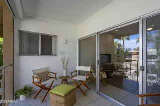 Photo #5: 6399382 Listing 