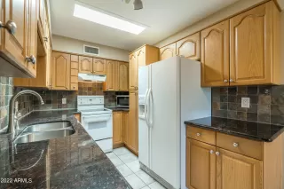 Photo #1: 6399438 Listing 